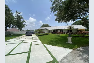 13255 SW 106th Ave, Miami, FL 33176 - Photo 17