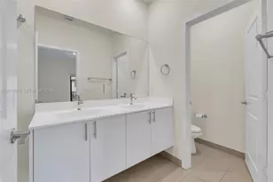 4612 NW 83rd Ave, Doral, FL 33166 - Photo 25