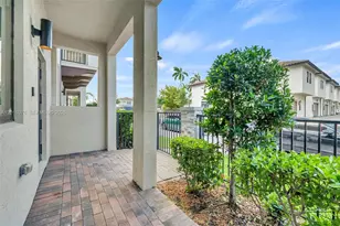 4612 NW 83rd Ave, Doral, FL 33166 - Photo 5