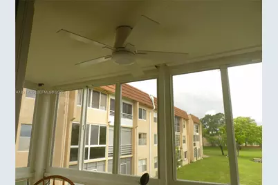 9241 Sunrise Lakes Blvd #201, Sunrise, FL 33322 - Photo 25