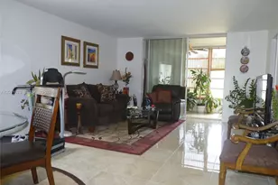 9241 Sunrise Lakes Blvd, Sunrise, FL 33322 - Photo 15