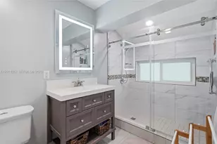 20102 NW 62nd Ave, Hialeah, FL 33015 - Photo 31