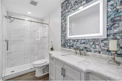 20102 NW 62nd Ave, Hialeah, FL 33015 - Photo 39