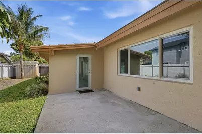 20102 NW 62nd Ave, Hialeah, FL 33015 - Photo 43