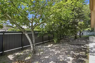 20102 NW 62nd Ave, Miami, FL 33015 - Photo 43