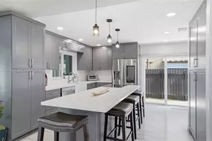 20102 NW 62nd Ave, Miami, FL 33015 - Photo 11