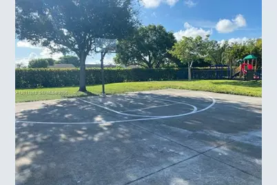 1071 Adams Ave #1071F, Homestead, FL 33034 - Photo 13