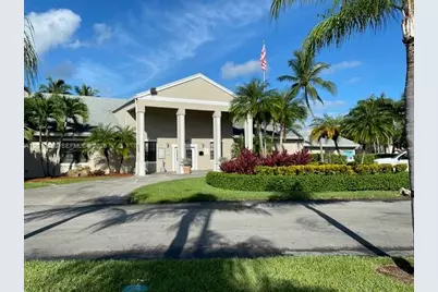 1071 Adams Ave #1071F, Homestead, FL 33034 - Photo 11