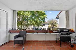 10845 NW 7th St, Miami, FL 33172 - Photo 23