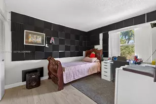 10845 NW 7th St, Miami, FL 33172 - Photo 29
