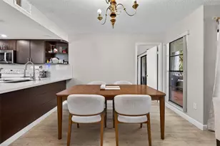 10845 NW 7th St, Miami, FL 33172 - Photo 7