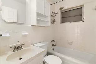 56 SE Marlin Ave, Key Largo, FL 33037 - Photo 13