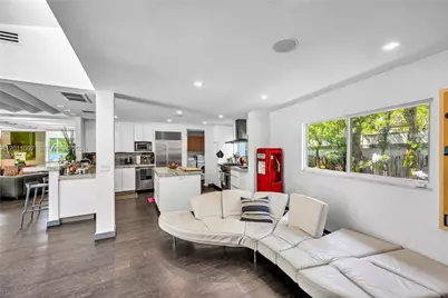 [Address not provided], Miami Beach, FL 33140 - Photo 19