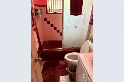 1360 NW 88th St, Miami, FL 33147 - Photo 3