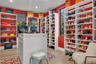 3232 Emathla St, Miami, FL 33133 - Photo 27