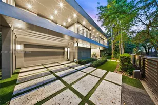3232 Emathla St, Miami, FL 33133 - Photo 3