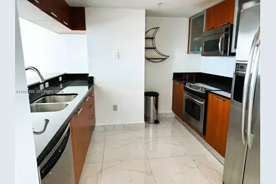 1800 N Bayshore Dr #3807, Miami, FL 33132 - Photo 9