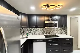999 Brickell Bay Dr, Miami, FL 33131 - Photo 13