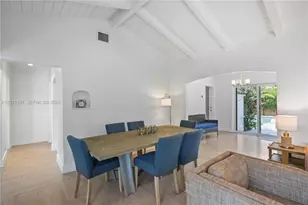 9500 N Miami Ave, Miami Shores, FL 33150 - Photo 11