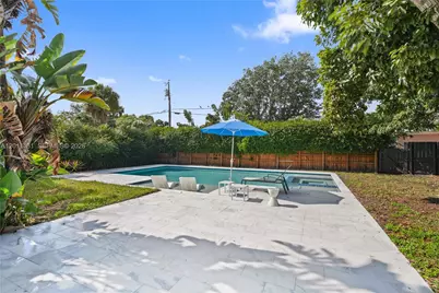 9500 N Miami Ave, Miami Shores, FL 33150 - Photo 37