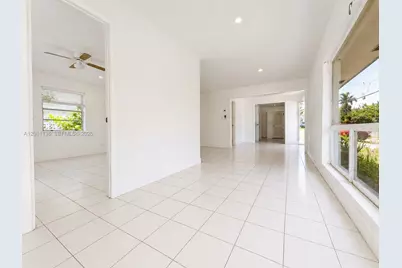 400 SE 14th St #A, Fort Lauderdale, FL 33316 - Photo 3