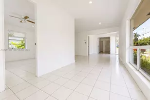 400 SE 14th St, Fort Lauderdale, FL 33316 - Photo 3