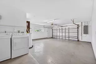 8005 SW 106th St, Miami, FL 33156 - Photo 29