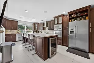 8005 SW 106th St, Miami, FL 33156 - Photo 7
