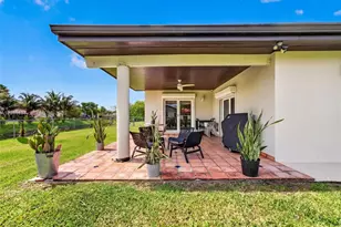 8005 SW 106th St, Miami, FL 33156 - Photo 5