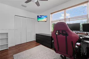 595 Racquet Club Rd, Weston, FL 33326 - Photo 19