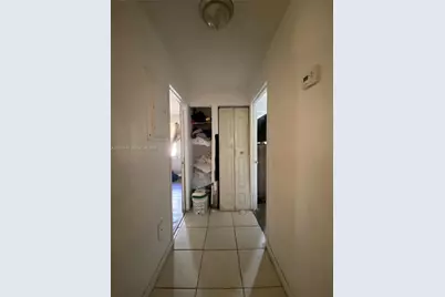 3956 NW 182nd Ln, Miami Gardens, FL 33055 - Photo 5