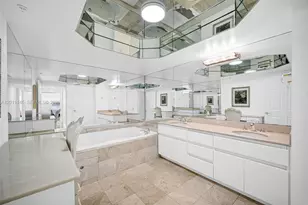 16711 Collins Ave, Sunny Isles Beach, FL 33160 - Photo 31
