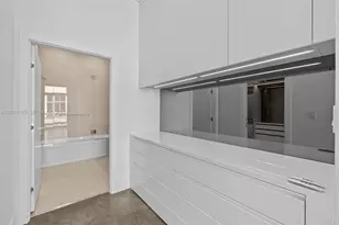 2001 Meridian Ave, Miami Beach, FL 33139 - Photo 13