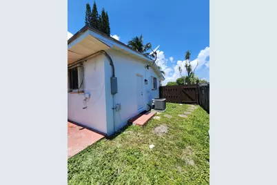1180 NE 185th St #1180, Miami, FL 33169 - Photo 17