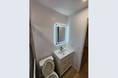 1180 NE 185th St #1180, Miami, FL 33169 - Photo 9