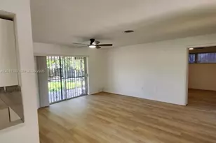1180 NE 185th St, Miami, FL 33169 - Photo 5
