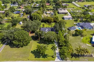 14011 SW 21st St, Davie, FL 33325 - Photo 57