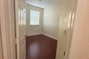 5470 NW 107th Ave, Doral, FL 33178 - Photo 11