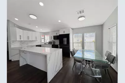 2863 SW 58th Mnr, Dania Beach, FL 33312 - Photo 3