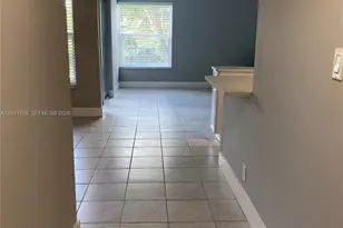455 S Pine Island Rd, Plantation, FL 33324 - Photo 3