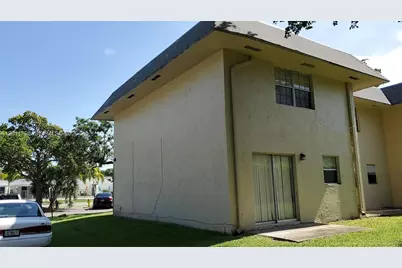 7505 Kimberly Blvd #122, North Lauderdale, FL 33068 - Photo 7