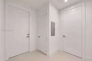16022 NW 83rd Ct, Miami Lakes, FL 33016 - Photo 93