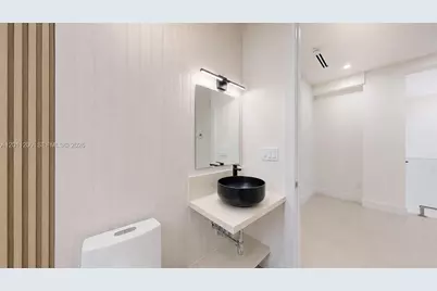 16022 NW 83rd Ct, Miami Lakes, FL 33016 - Photo 45