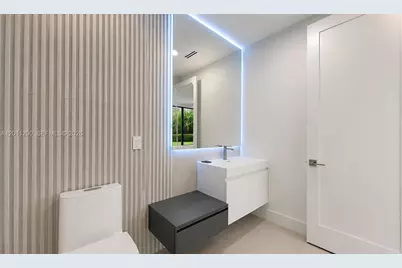 16022 NW 83rd Ct, Miami Lakes, FL 33016 - Photo 41