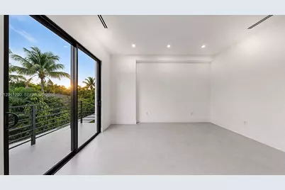 16022 NW 83rd Ct, Miami Lakes, FL 33016 - Photo 83