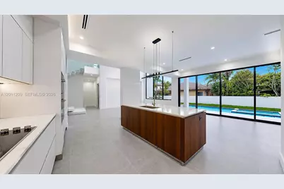 16022 NW 83rd Ct, Miami Lakes, FL 33016 - Photo 33