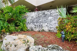 2555 Collins Ave, Miami Beach, FL 33140 - Photo 3