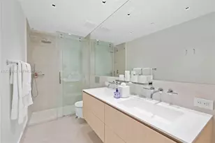 19242 Fisher Island Dr, Miami Beach, FL 33109 - Photo 27