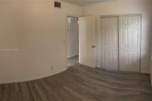 1027 Twin Lakes Dr, Coral Springs, FL 33071 - Photo 5