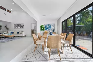 210 NE 107th St, Miami Shores, FL 33161 - Photo 23